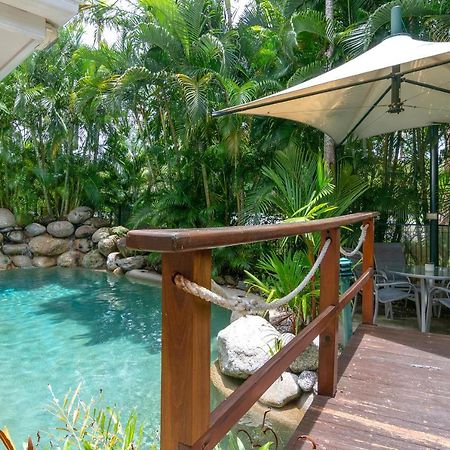 Seascape Holidays - Coral Apartments Порт Дуглас Экстерьер фото